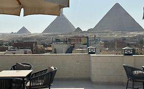 King'S Gate Majestic Pyramids & Sphinx View